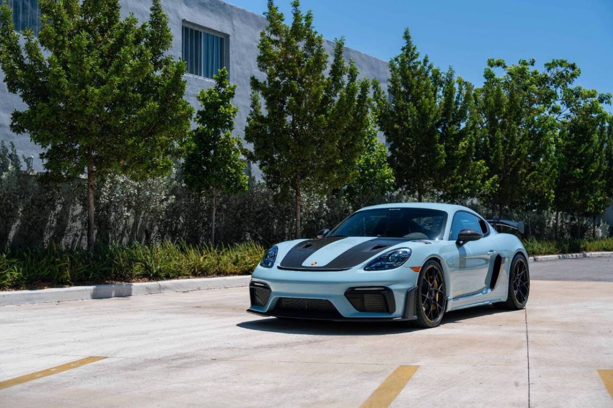 2024 Porsche 718 Cayman GT4 RS's photo