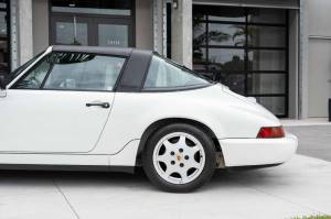 Cars For Sale - 1990 Porsche 911 Carrera 2 2dr Targa Coupe - Image 38