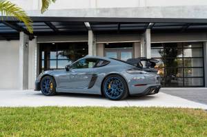 Cars For Sale - 2023 Porsche 718 Cayman GT4 RS 2dr Coupe - Image 11