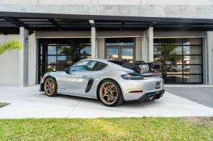 Cars For Sale - 2023 Porsche 718 Cayman GT4 RS 2dr Coupe - Image 2