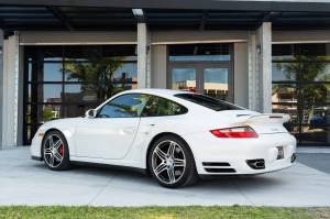 Cars For Sale - 2007 Porsche 911 Turbo AWD 2dr Coupe - Image 18