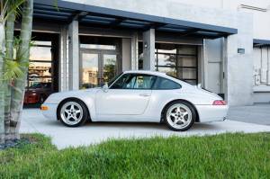 Cars For Sale - 1995 Porsche 911 Carrera 2dr Coupe - Image 19