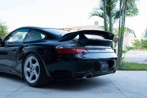 Cars For Sale - 2003 Porsche 911 GT2 2dr Turbo Coupe - Image 19