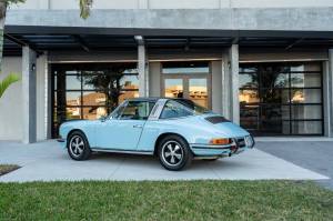 Cars For Sale - 1971 Porsche 911 T Targa - Image 1