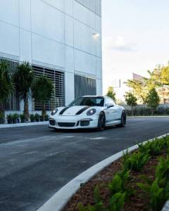 Cars For Sale - 2016 Porsche 911 R 2dr Coupe - Image 9