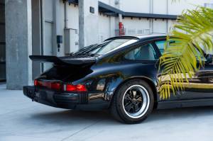 Cars For Sale - 1989 Porsche 911 Carrera 2dr Coupe - Image 10