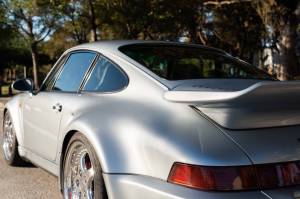 Cars For Sale - 1993 Porsche 911 Turbo S Lightweight - Image 37