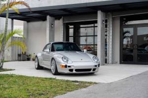 1997 Porsche 911 Carrera 2dr Coupe