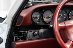 Cars For Sale - 1998 Porsche 911 Carrera 2dr Convertible - Image 57