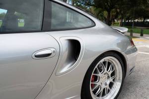 Cars For Sale - 2002 Porsche 911 Turbo AWD 2dr Coupe - Image 19