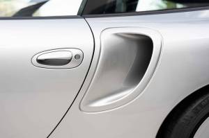 Cars For Sale - 2002 Porsche 911 GT2 2dr Turbo Coupe - Image 26