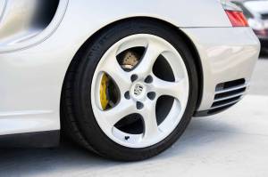 Cars For Sale - 2002 Porsche 911 GT2 2dr Turbo Coupe - Image 40